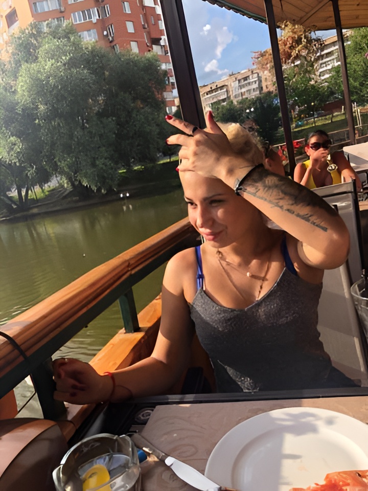 Индивидуалка Арина, доступна для личного знакомства от 2000 руб