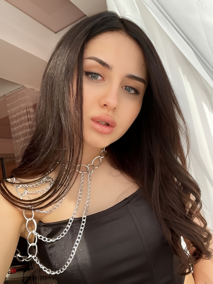 Ксения привлекальеная девушка из Борисоглебска цена от 10000 руб