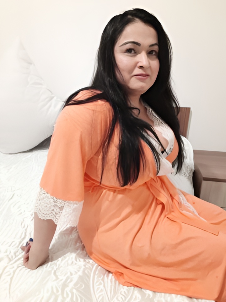 Лилия привлекальеная девушка из Борисоглебска цена от 2500 руб