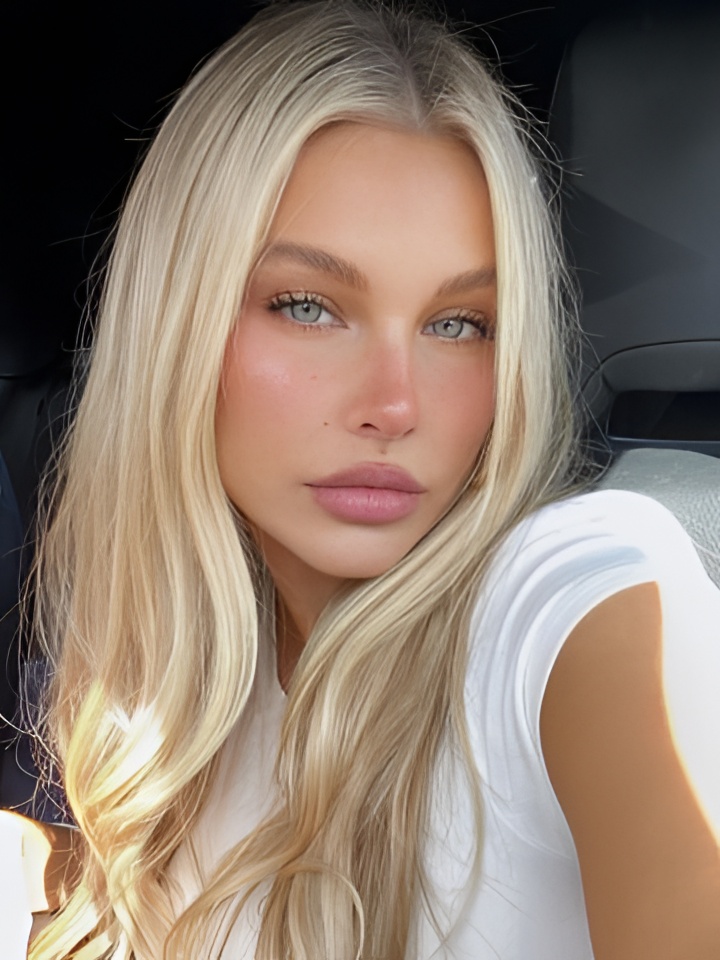 Стефания привлекальеная девушка из Борисоглебска цена от 2000 руб