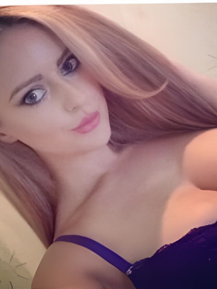 Юля привлекальеная девушка из Борисоглебска цена от 4000 руб