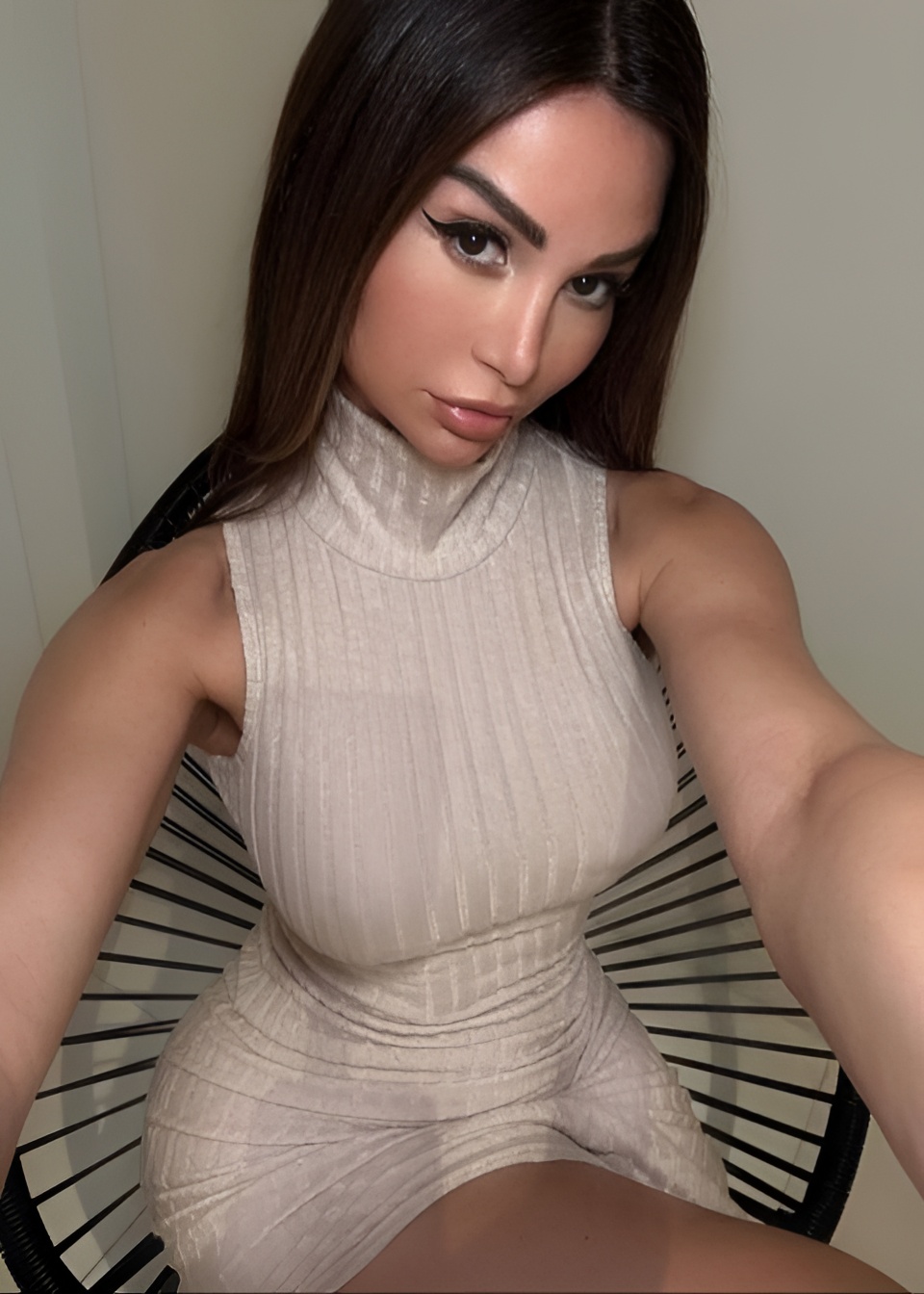 Дина привлекательная девушка из Борисоглебска цена от 8000 руб