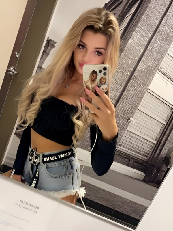 Роксана привлекательная девушка из Борисоглебска цена от 4000 руб