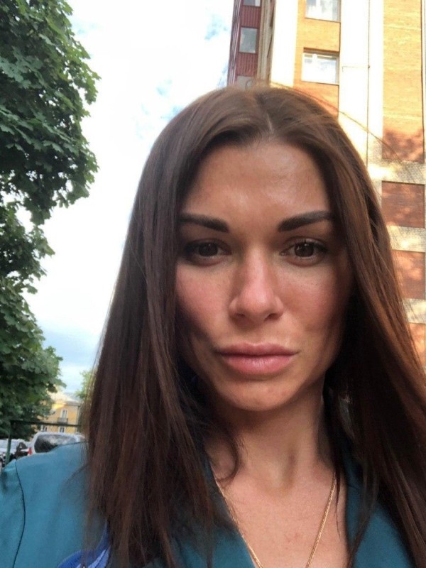 Светлана привлекательная девушка из Борисоглебска цена от 4000 руб