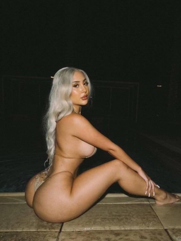 Мадлен привлекательная девушка из Борисоглебска цена от 6000 руб